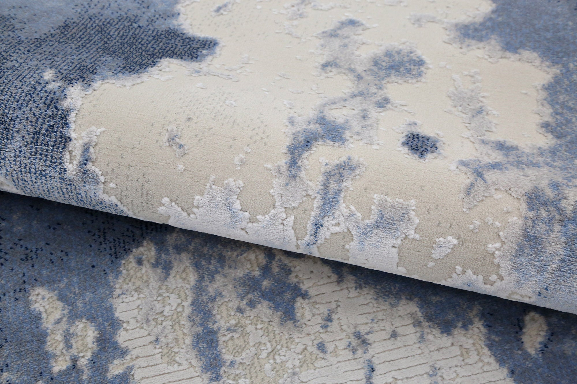 Ocean Mist Abstract Area Rug (PX-08)