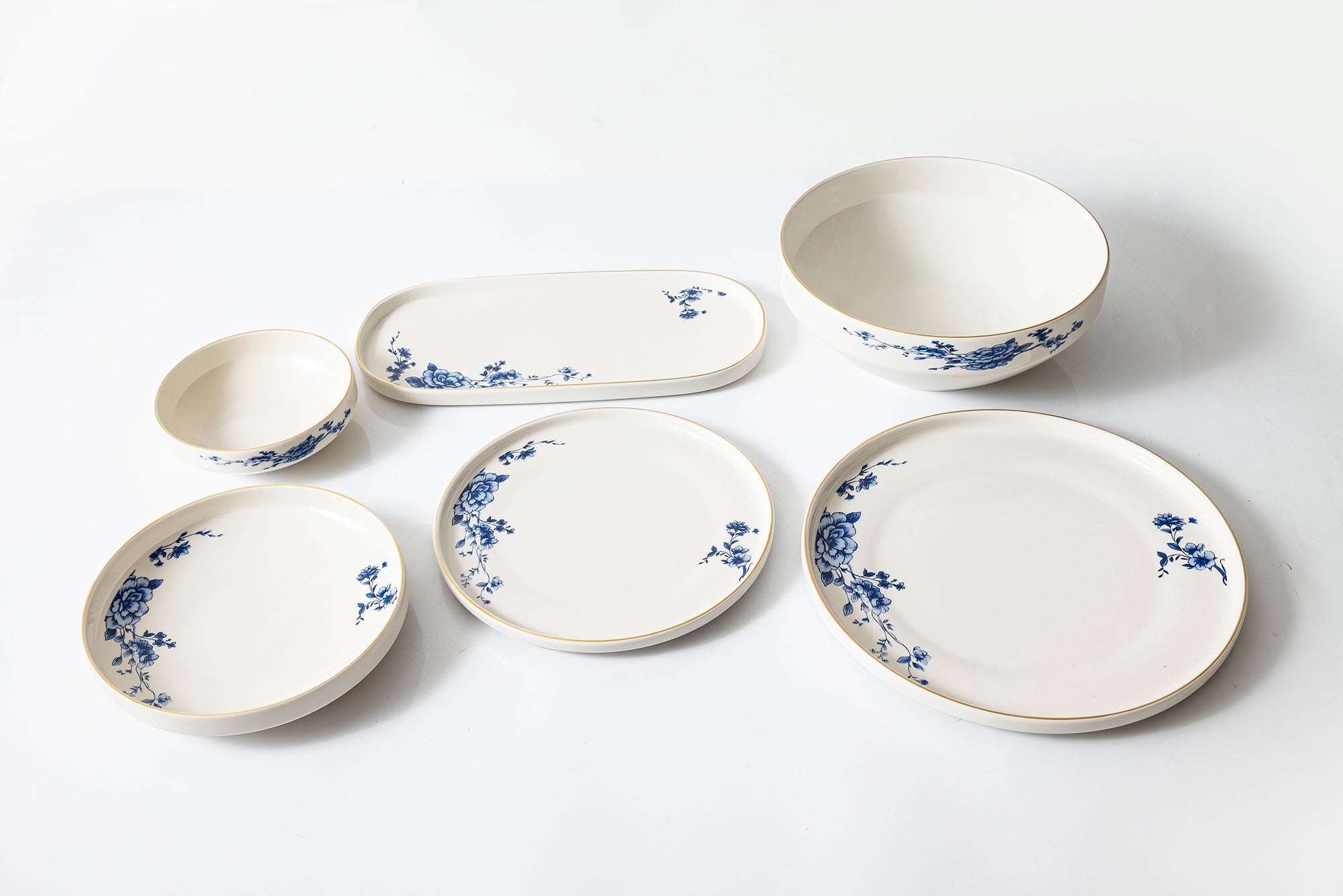 Royal Blue 26-Pieces Bone China Dinner Set – 24K Gold Rim & Floral Elegance (SD-261)