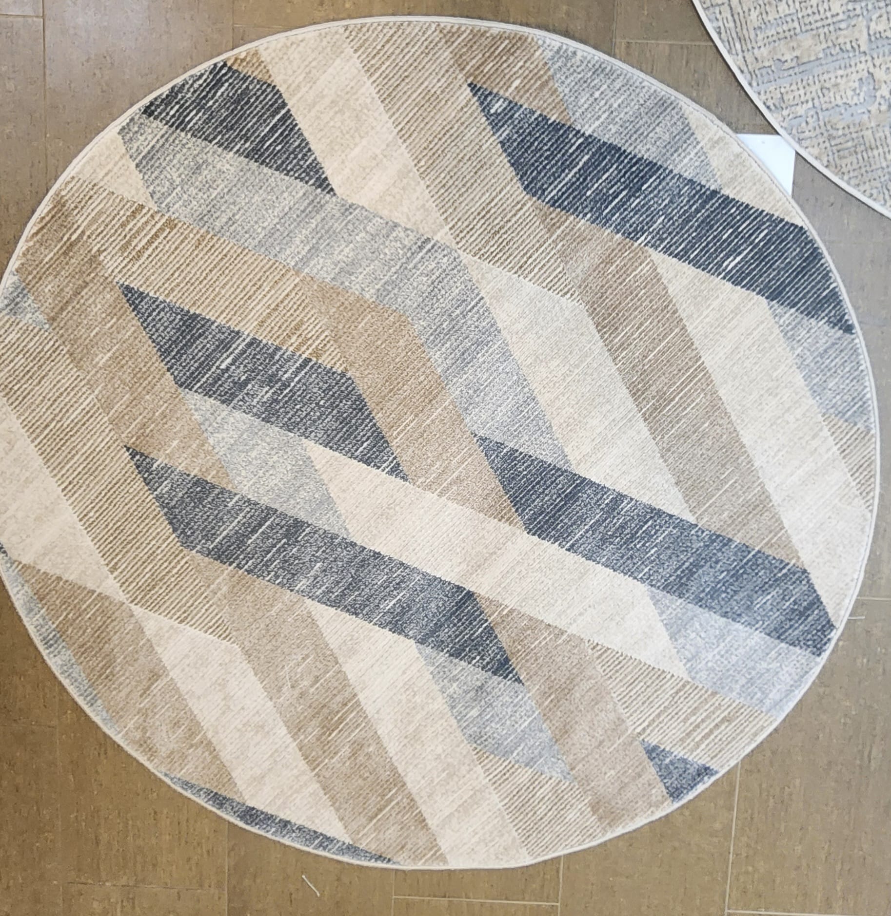 H5447 Round Rug