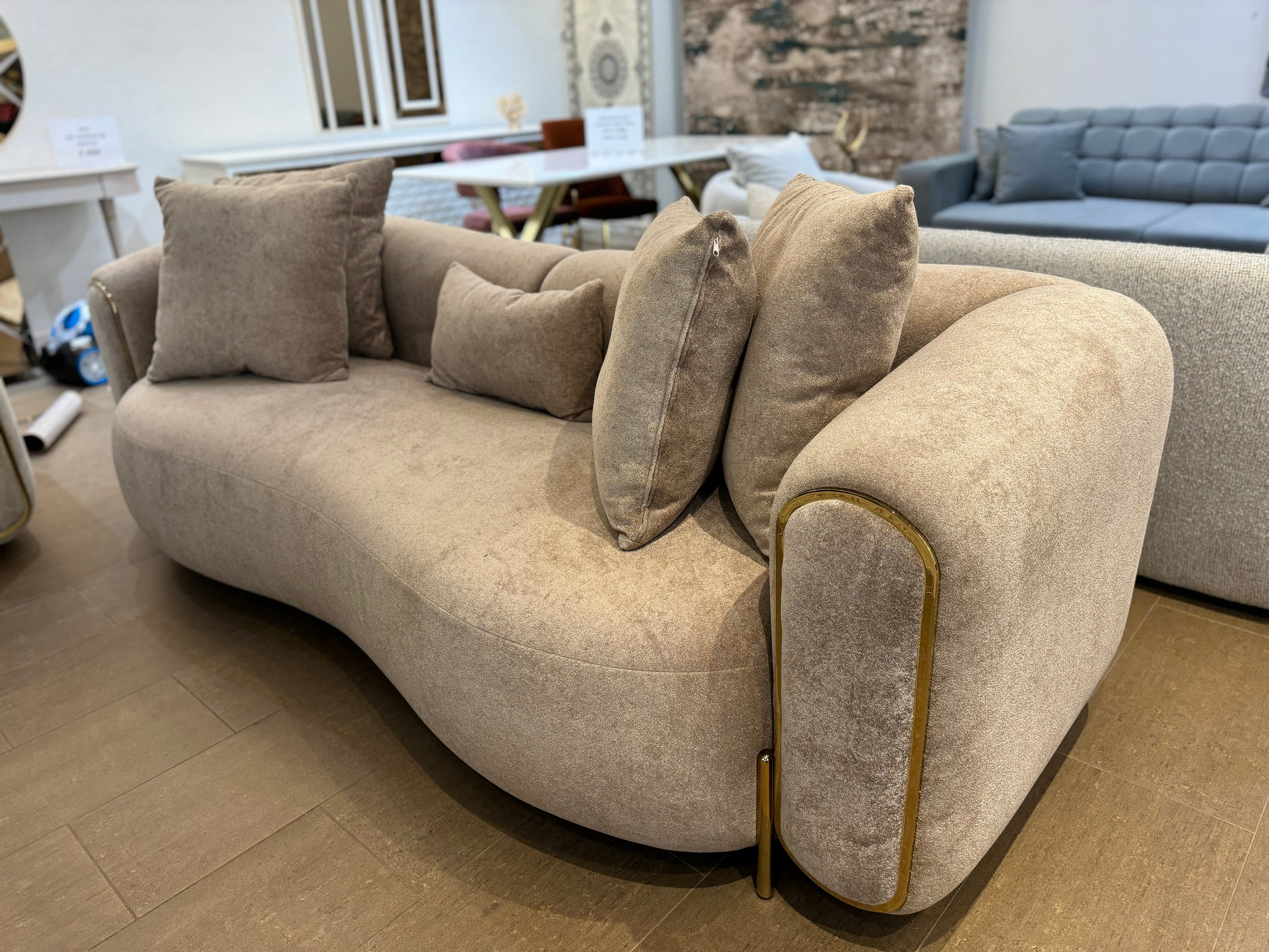 Tokyo Sofa ( Aura04 beige Gold ) - GLARA HOME