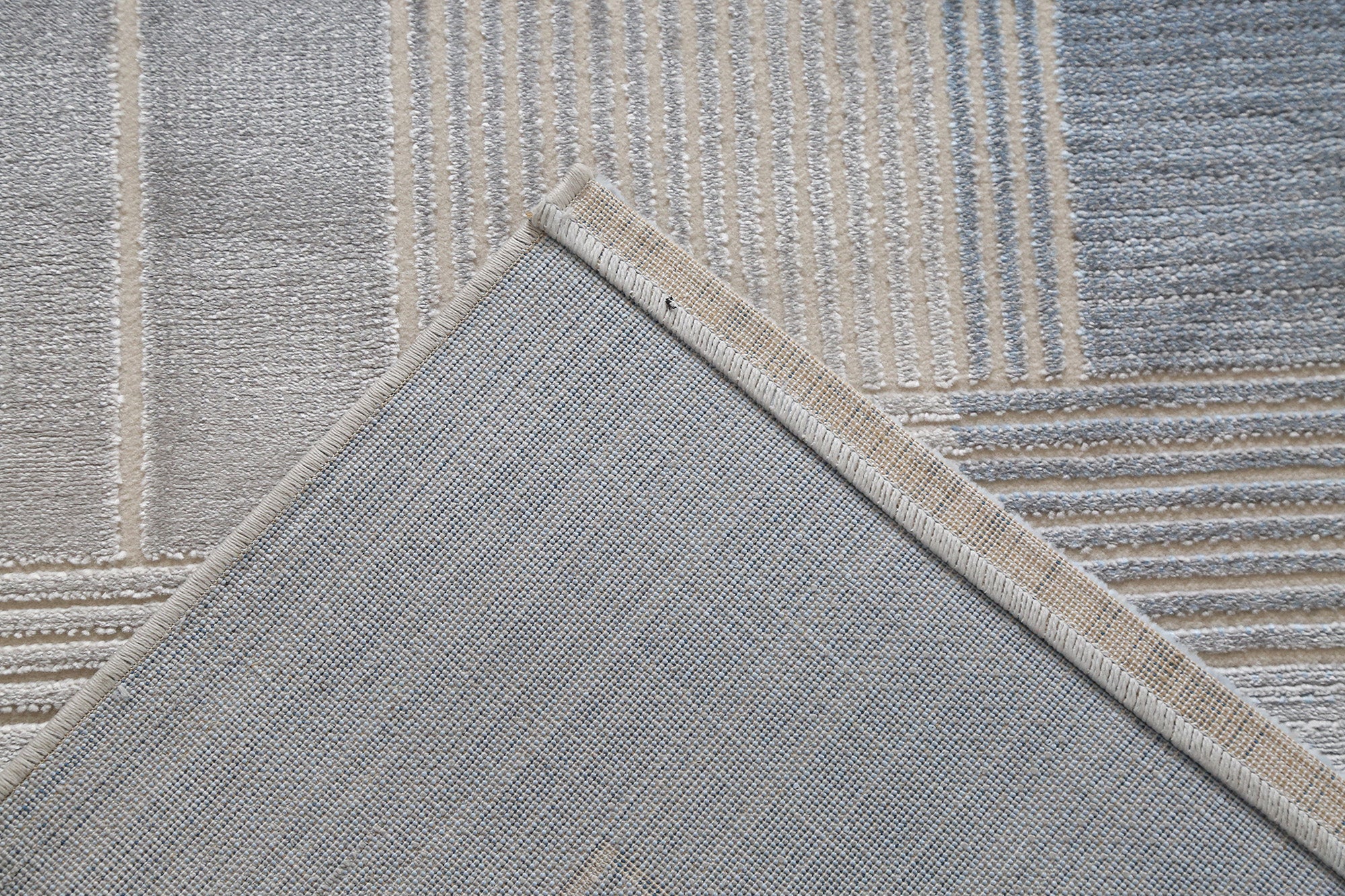 Azure Horizon Geometric Area Rug