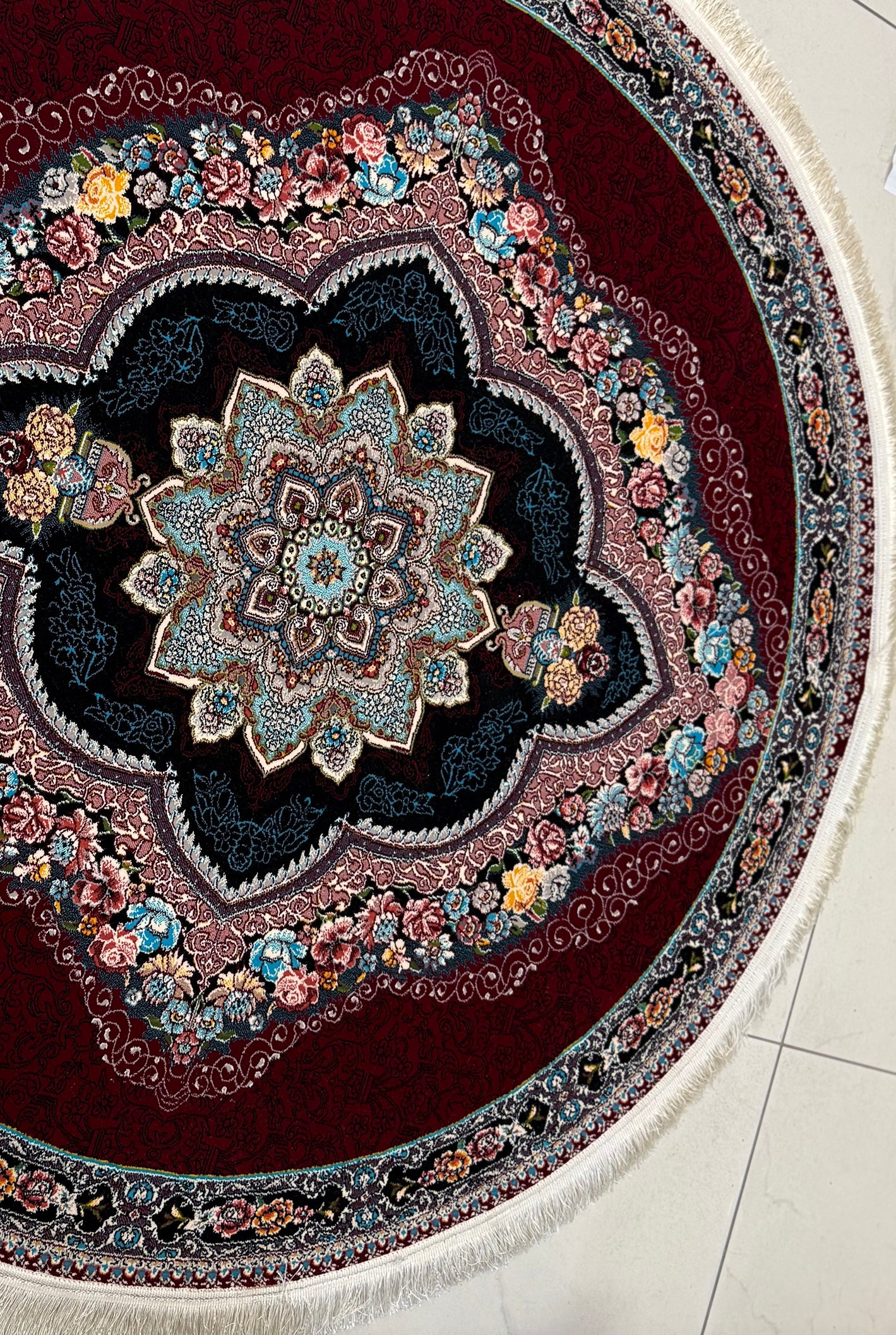 Garden Red Persian round Rug