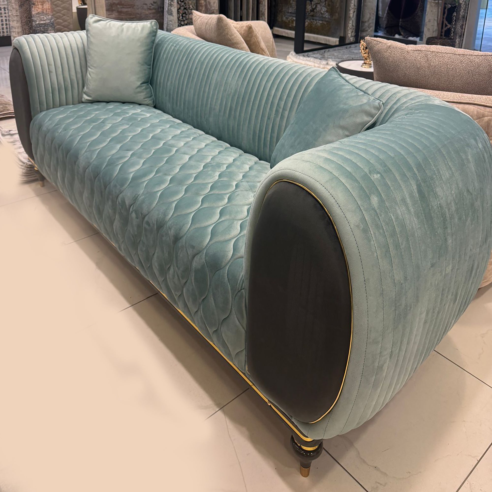 Capella Sofa ( Puma05-31 Gold )